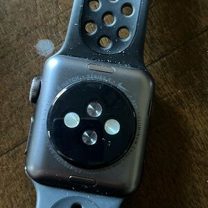 Nike Smartwatch Series 3 - Gray and Black